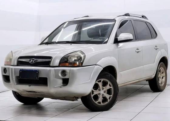 HYUNDAI TUCSON 2.0 MPFI GLS 16V 143CV 2WD GASOLINA 4P AUTOMÁTICO